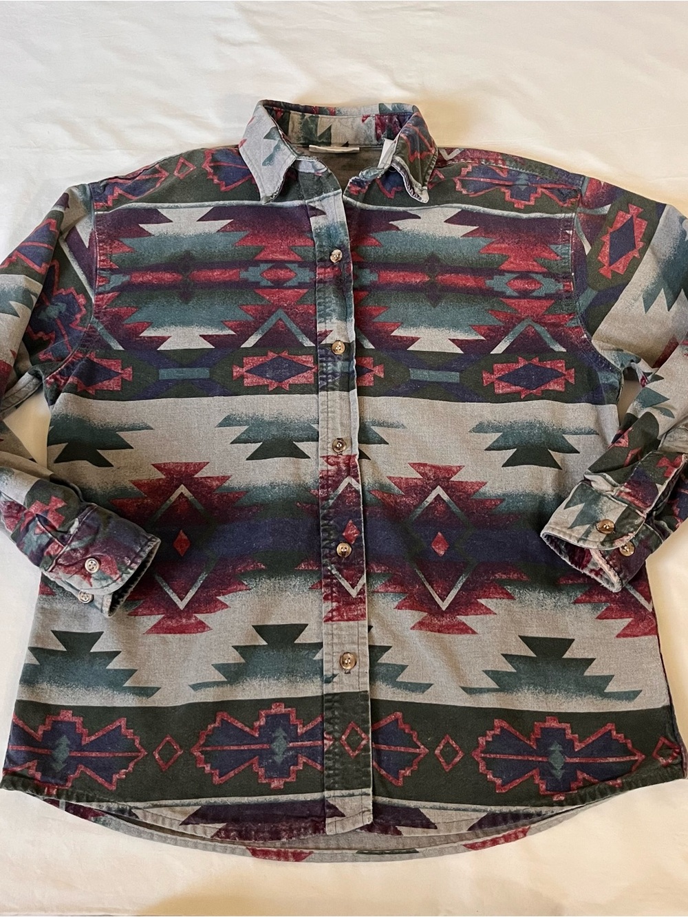 Vintage 90s Cabela’s Women’s Southwestern Geometric Button-Up Shirt